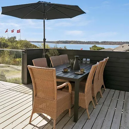 بيت للعطل Stunning In With Kitchen Roslev