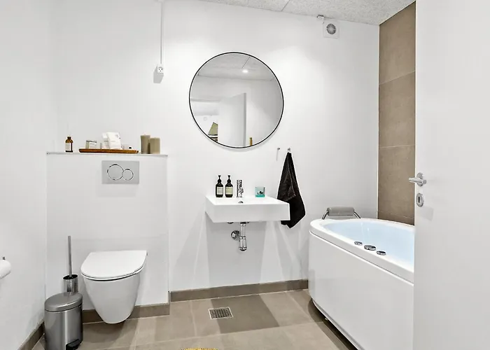 بيت للعطل Stunning In With Kitchen Roslev