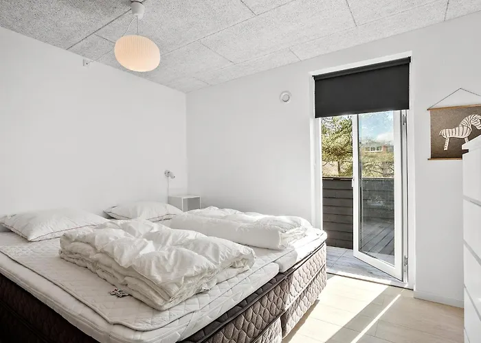 Сasa de vacaciones Stunning In With Kitchen *